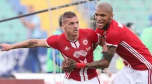 {{ otherArticle[0].article.title }}