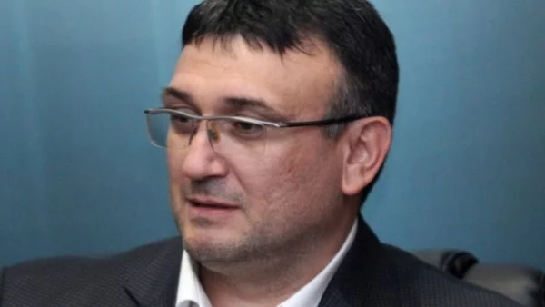 Без депутати от БСП - няма парламентарен контрол, ще изслушват Младен Маринов