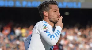 Мертенс задмина Марадона, и Холанд записа рекорд