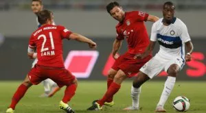 Байерн изпрати Лам и Алонсо с разгром и почести