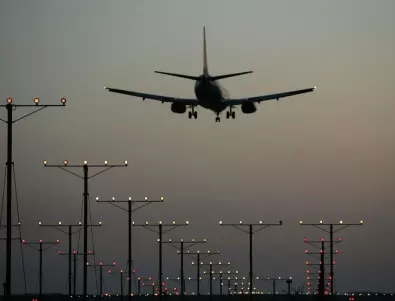 Въпреки санкциите: Самолети на руски бизнесмени са летели в Европа 