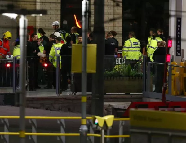 Трима души са задържани във връзка с нападението в Манчестър