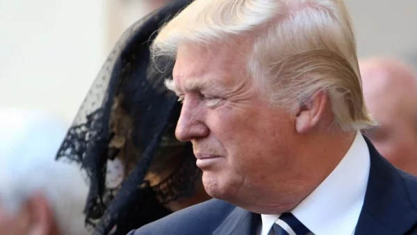 Бивш съветник Тръмп ще свидетелства за хакерска атака около изборите