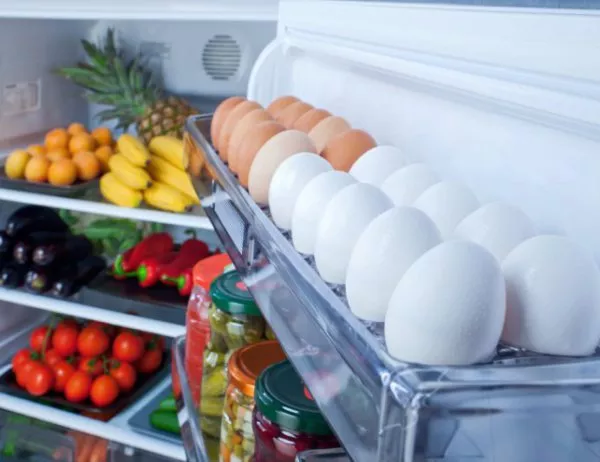 НЕ дръжте яйцата на вратата на хладилника. Ето защо...