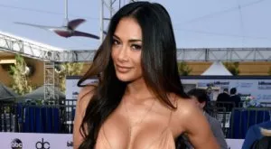 Разделени? Шерцингер пристигна в Париж, отдаде се на Гришо (ВИДЕО)