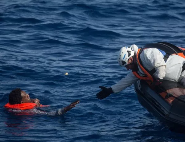 Белгия мисли за оттегляне от мисията на ЕС за спасяване на бежанци в Средиземно море