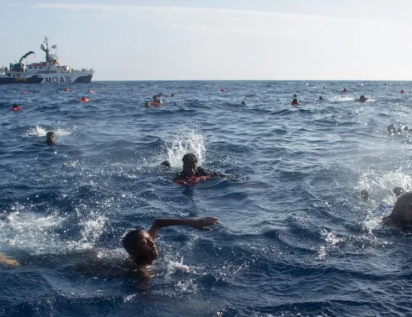 През август мигрантската вълна към Гърция се е засилила