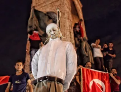 Турция поиска от САЩ да ѝ предаде десетки сподвижници на Гюлен