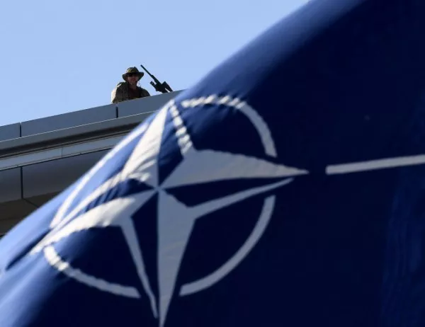НАТО иска да включи в европейската отбрана и държави извън ЕС