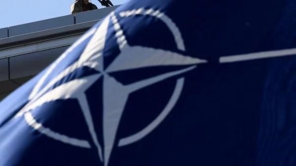 НАТО ще проведе среща на върха през декември