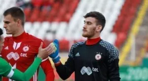 {{ otherArticle[0].article.title }}