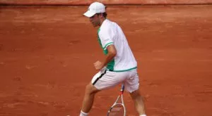 Доминик Тийм безгрешен на старта в Париж