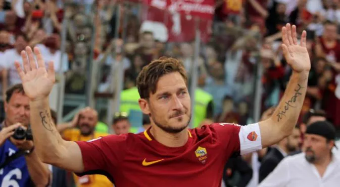 Последният ден на Франческо Тоти като играч на Рома (ВИДЕО)