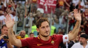 Фланелка на Тоти от последния му мач полетя в Космоса