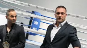 {{ otherArticle[0].article.title }}