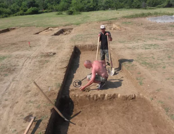 Археолозите на "Струма" чакат предписание за пълно археологическо проучване