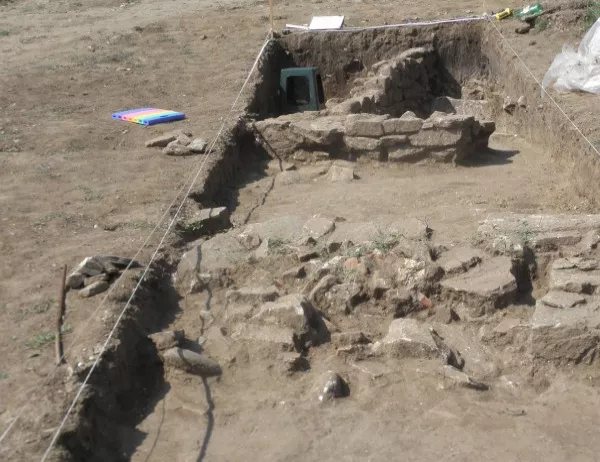 Археолози съобщиха, че са открили гробното място на Св. Николай Чудотворец