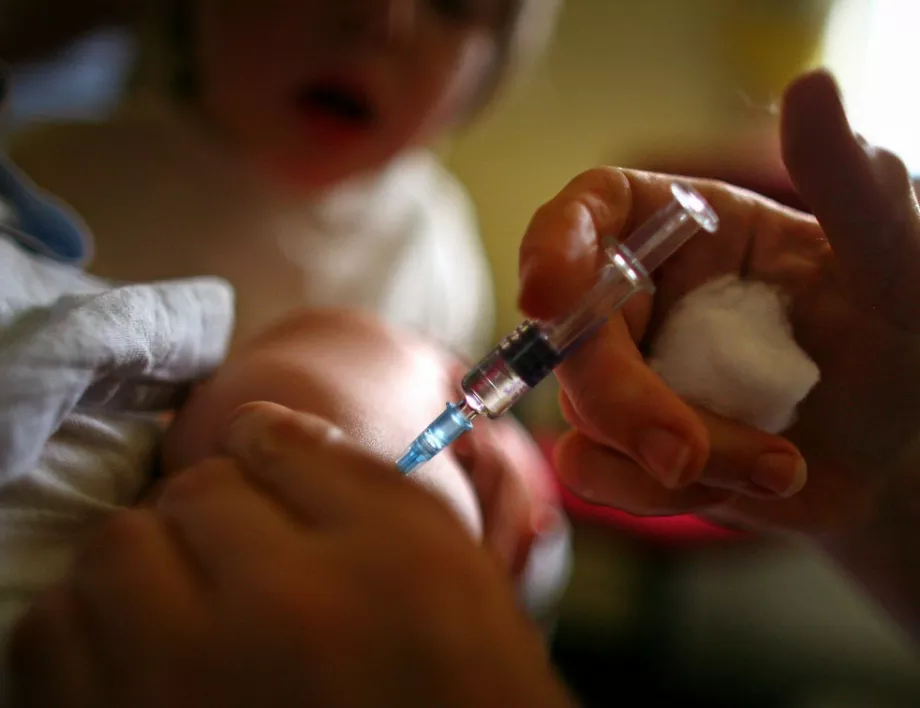 На първа инстанция: Дете без ваксини може да ходи на детска градина