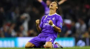 ВИДЕО: Роналдо прекъсна интервю с дивашки вик 