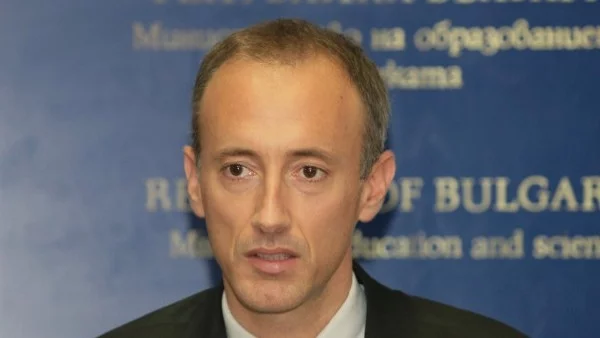 Вълчев: Уседналостта остава водещ критерий за 1 клас
