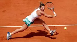 Симона Халеп на 1/2-финал в Париж след тежка битка с Елина Свитолина