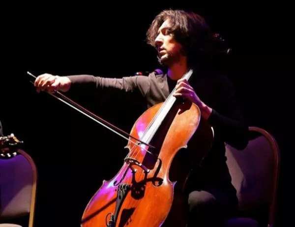 Световноизвестен виолончелист изпълни "Йовано, Йованке"