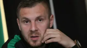 {{ otherArticle[0].article.title }}