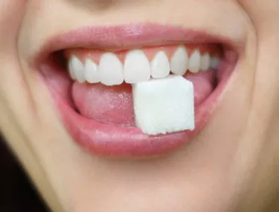 Тези 7 неща издават, че прекалявате със захарта