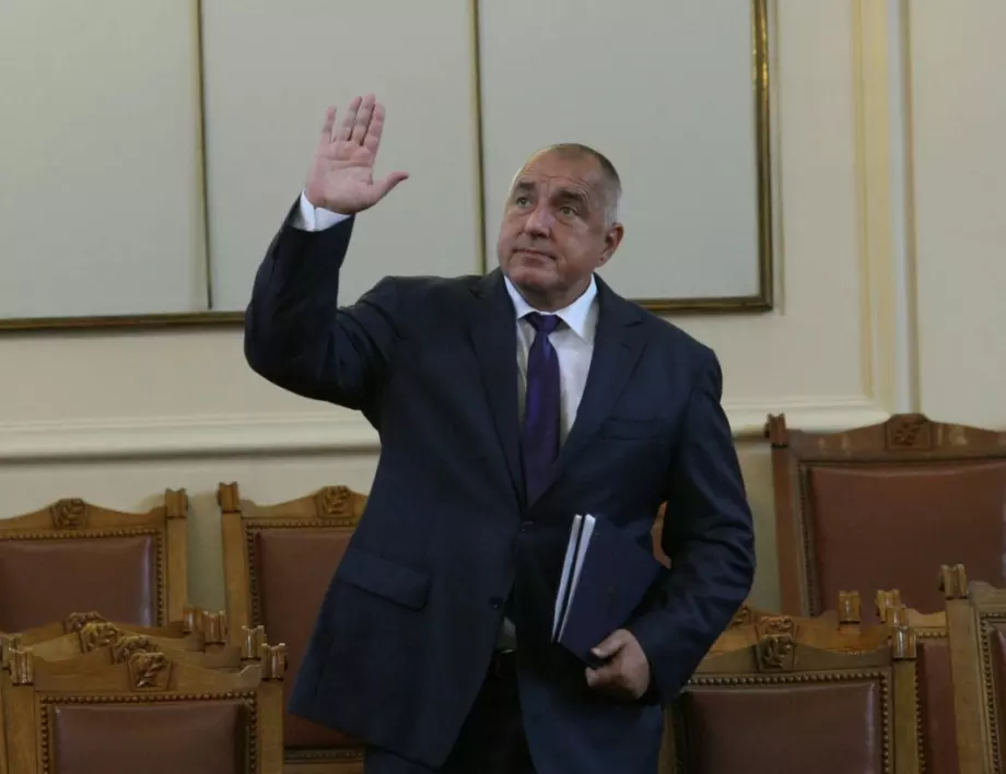 Борисов не за първи път предлага свои депутати на друга партия