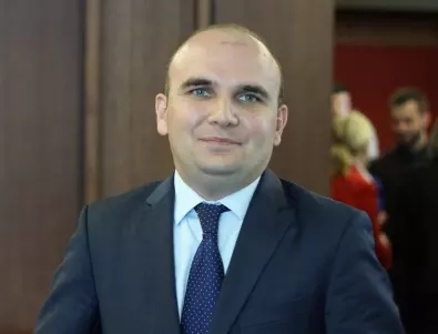 Илхан Кючюк: Неуспехите на България се коренят в моделите Борисов и Петков