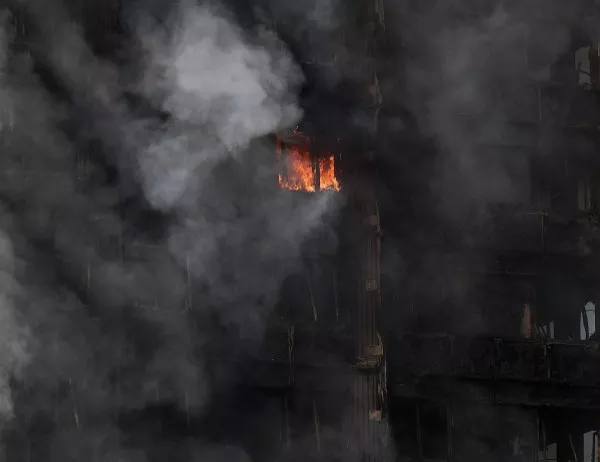 Огромен пожар погуби десетки хора в Русия (ВИДЕО)