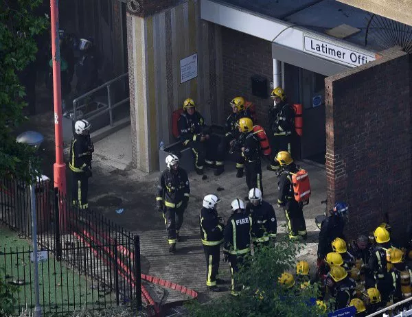 Тереза Мей нареди мащабно разследване на пожара в Лондон