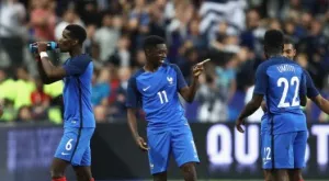 {{ otherArticle[0].article.title }}