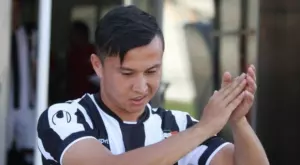 {{ otherArticle[0].article.title }}