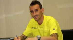 Ботев (Пд) иска 38-годишния Минев за още един сезон