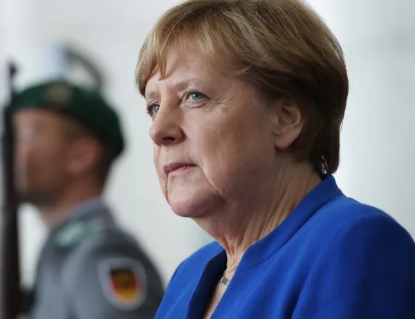 Меркел смята, че на ЕС му липсва солидарност