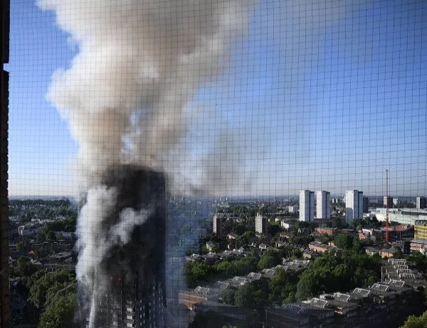 Най-малко шест жертви на пожара в Лондон