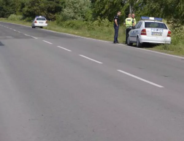 Катастрофа с 4 автомобила затруднява движението по пътя Бургас - Варна