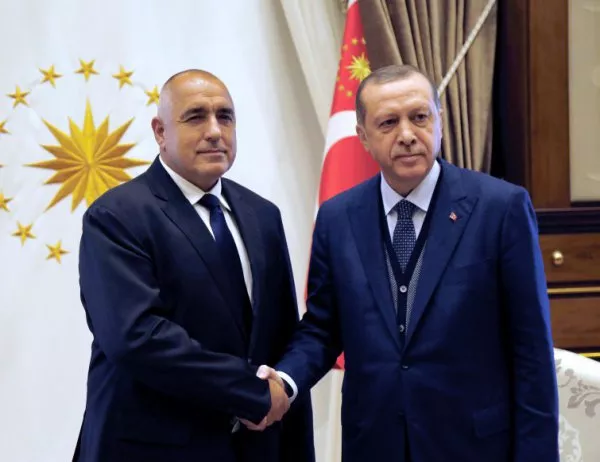 Ердоган дал на Борисов "филм на флашка" как искали да го убият, Борисов го наричал Тайпи