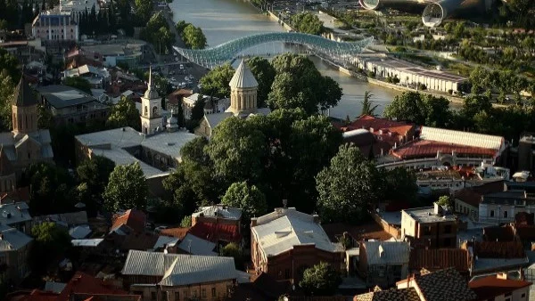 Грузия обявява независимостта си от Съветския съюз