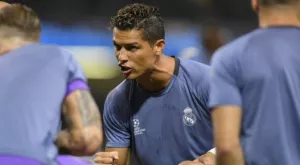 {{ otherArticle[0].article.title }}