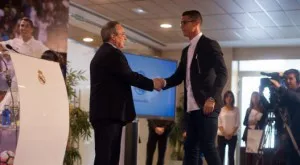 {{ otherArticle[0].article.title }}