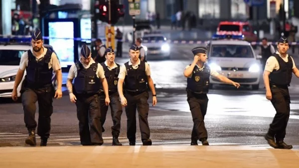 Сигурност под въпрос: За срещата на върха в Брюксел стотици полицаи се "разболяха"