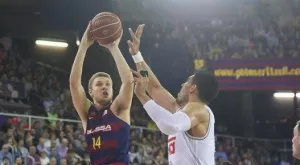 Барселона обяви раздялата с Александър Везенков