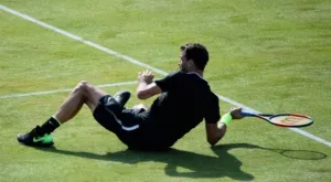 {{ otherArticle[0].article.title }}