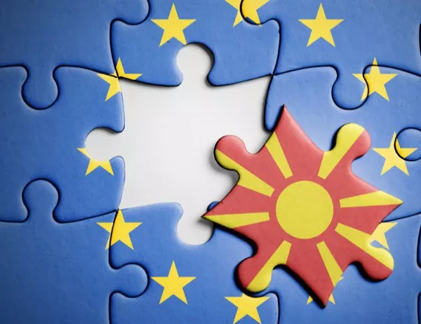 Гърция бърза, а Франция бави преговорите с Македония 