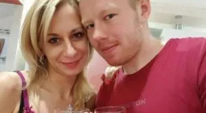 {{ otherArticle[0].article.title }}