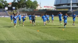 {{ otherArticle[0].article.title }}