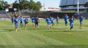 {{ otherArticle[0].article.title }}