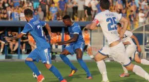 {{ otherArticle[0].article.title }}